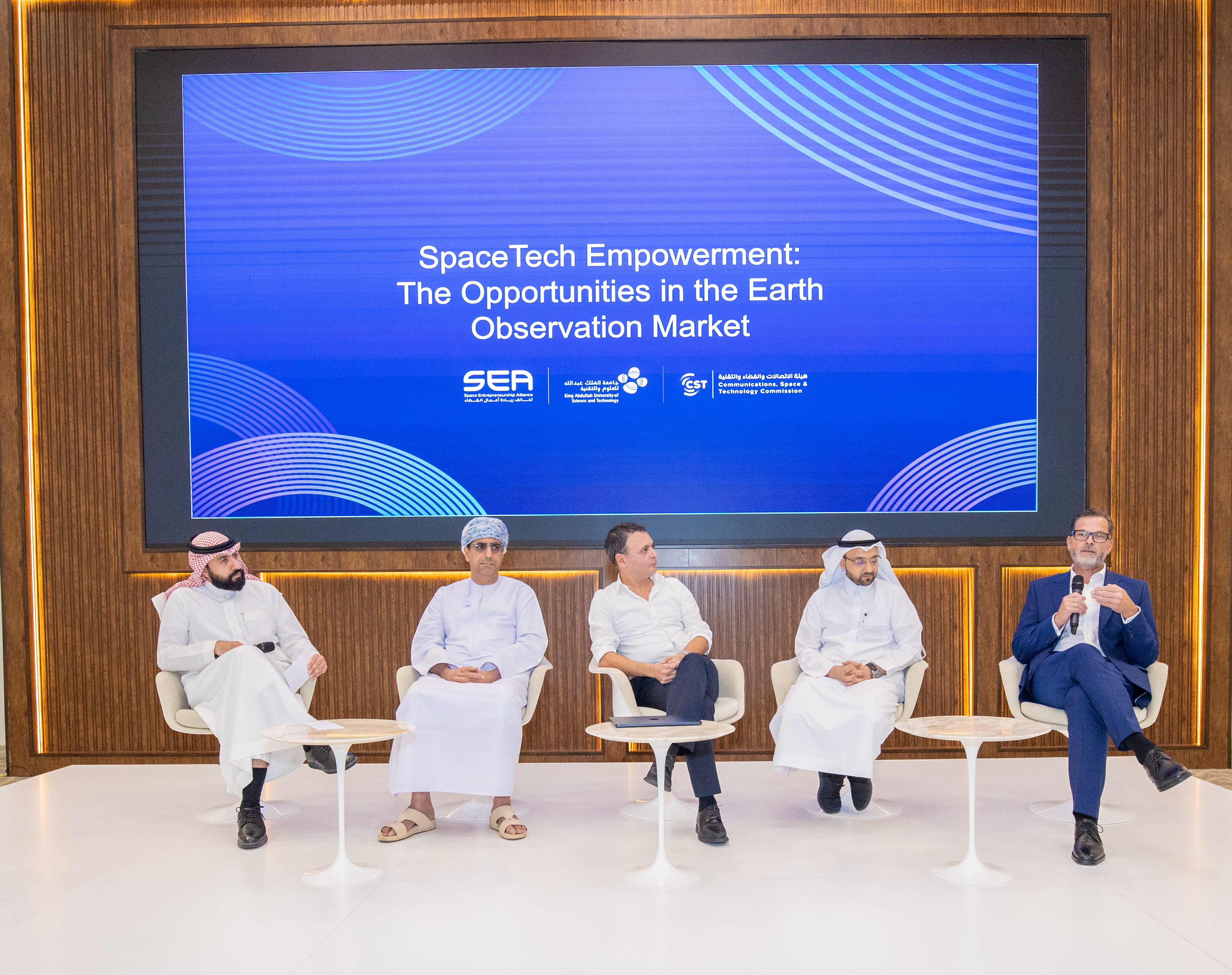 SpaceTech Workshop Boosts Saudi Space Market