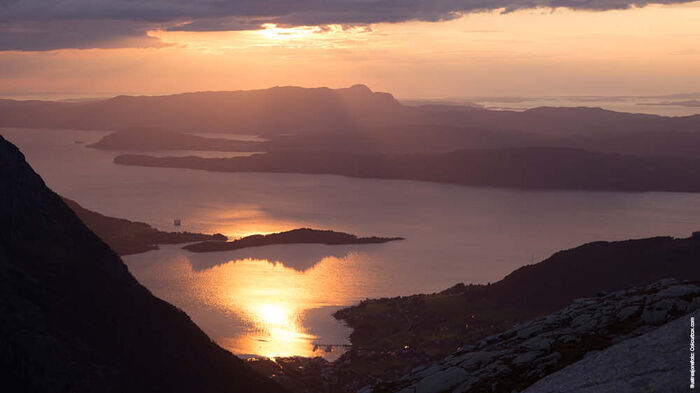 Bildet kan inneholde: hav